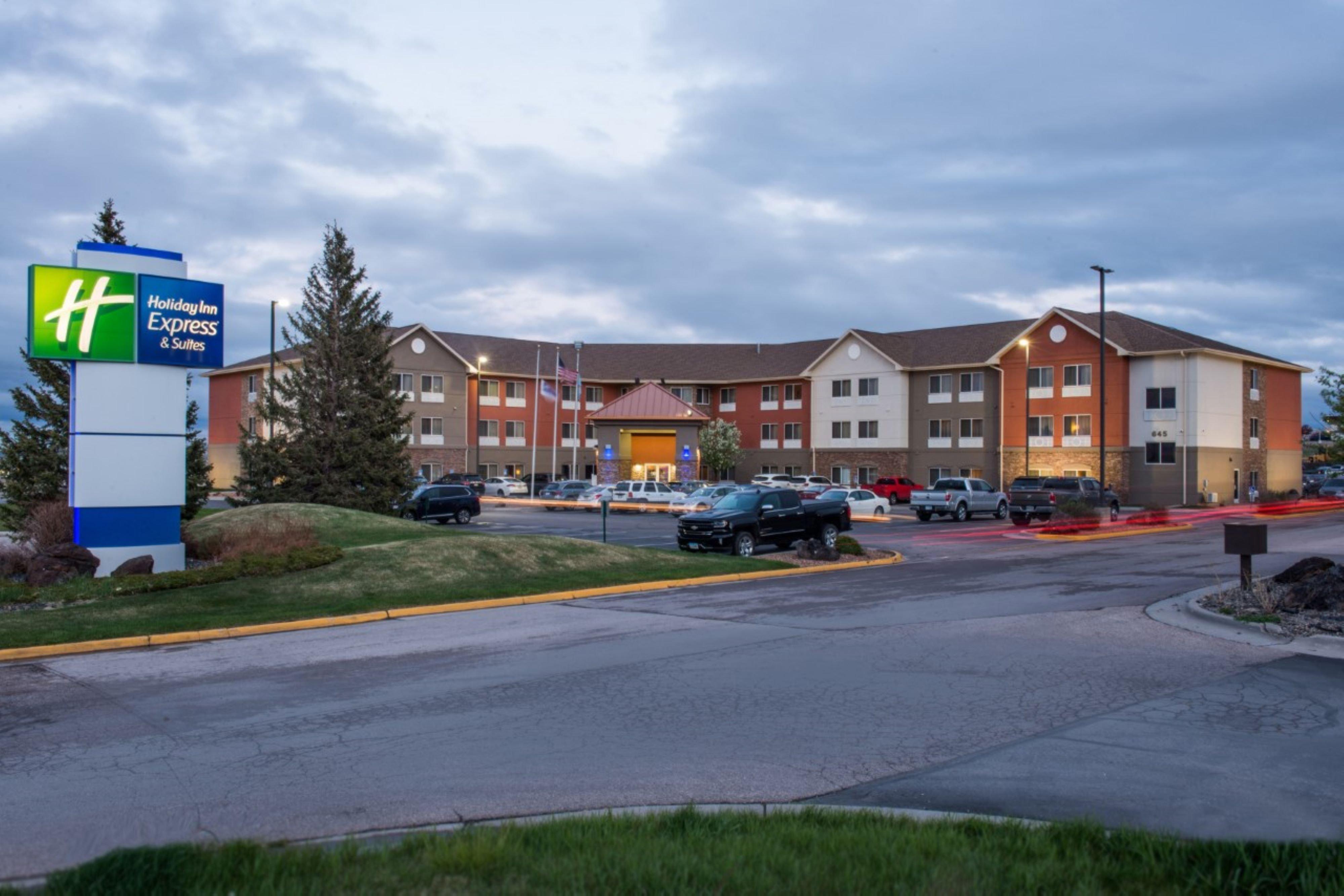 Holiday Inn Express & Suites Rapid City, An Ihg Hotel Eksteriør bilde